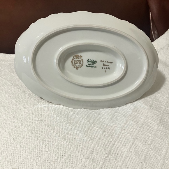 Vintage Edelstein Bavarian Maria Theresia Bianca Pattern 80 yr Anvsry Gravy Bowl - Picture 14 of 14